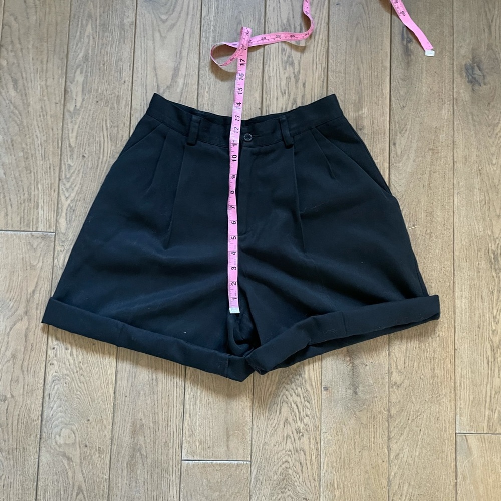 Vintage high rise mom shorts